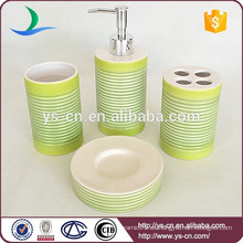 Accesorios de cerámica del estilo chino verde 4pcs para el cuarto de baño